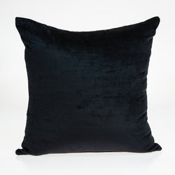 Parkland Collection Decorative Transitional Black Solid Pillow Cover With Poly Insert PILE11221P